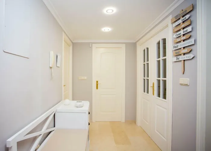 Ample Luxury Fancy Golf & Padel Marbella