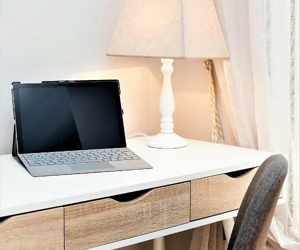 Ample Luxury Fancy Golf & Padel Apartament Marbella