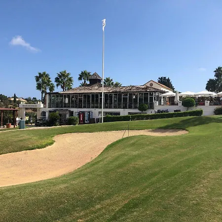 Ample Luxury Fancy Golf & Padel Apartment Marbella