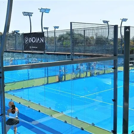 Ample Luxury Fancy Golf & Padel Apartment