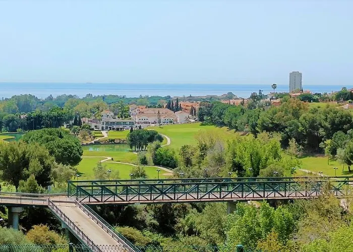 Ample Luxury Fancy Golf & Padel Apartment