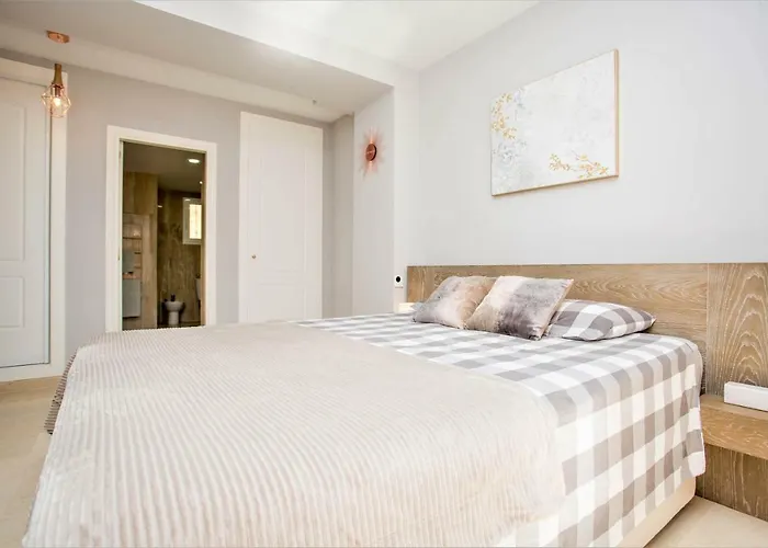 アパート Ample Luxury Fancy Golf & Padel マルベーリャ