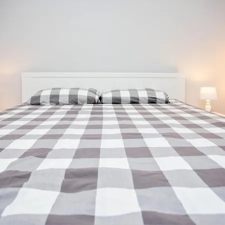 Ample Luxury Fancy Golf & Padel * מארבלה