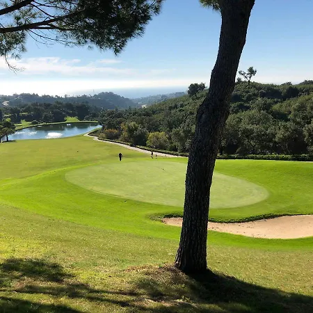 Ample Luxury Fancy Golf & Padel דירה