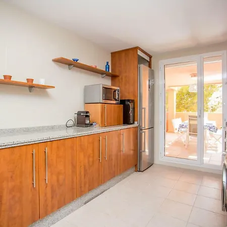 Ample Luxury Fancy Golf & Padel * מארבלה